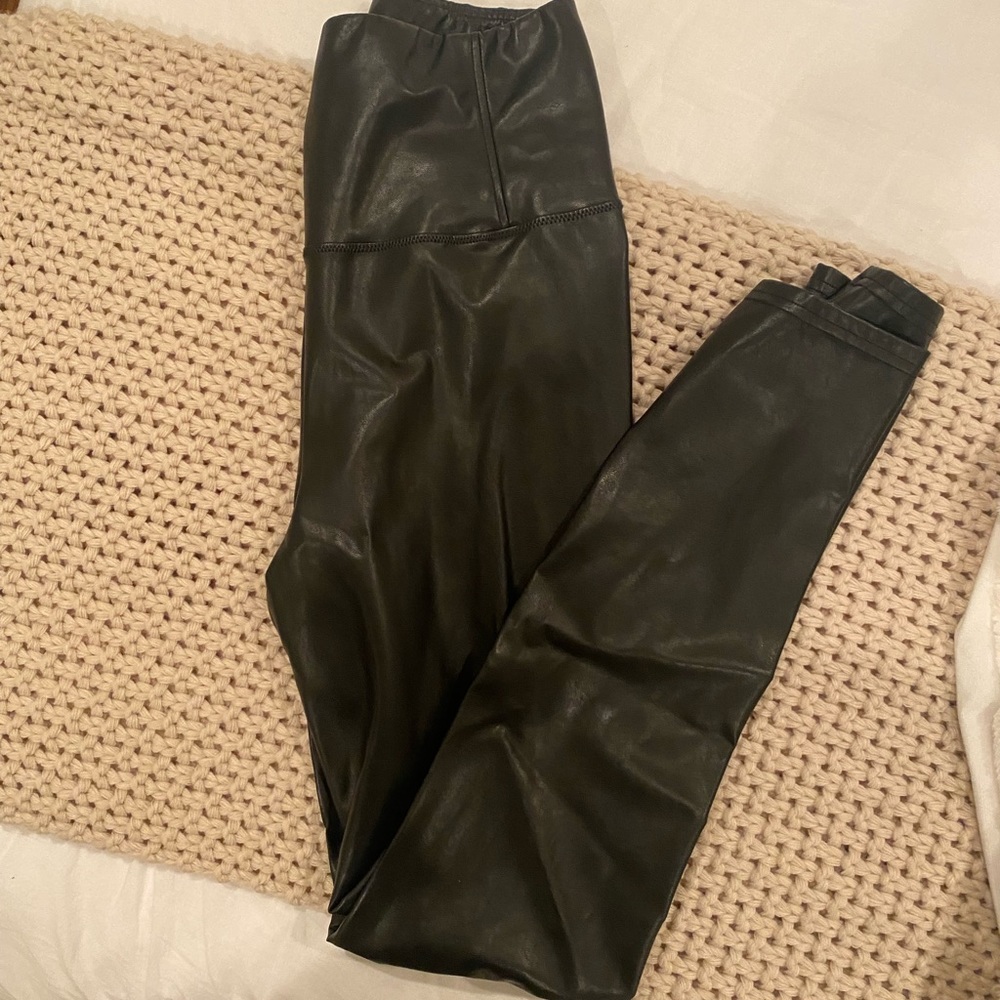 Aritzia Wilfred Free Daria Leather Legging